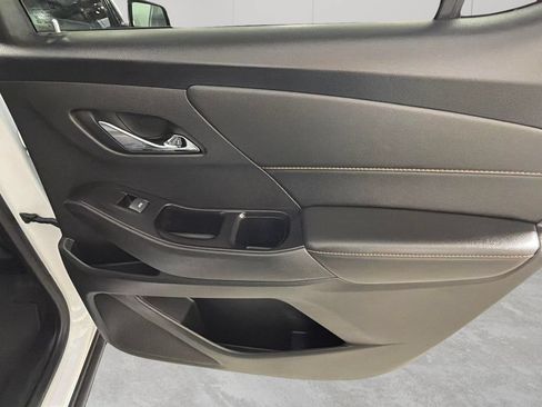 Used 2020 Chevrolet Traverse LS FWD image 34