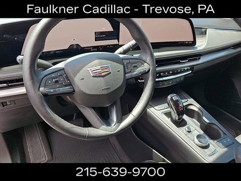 Used 2024 Cadillac XT4 Premium Luxury AWD/4WD image 15
