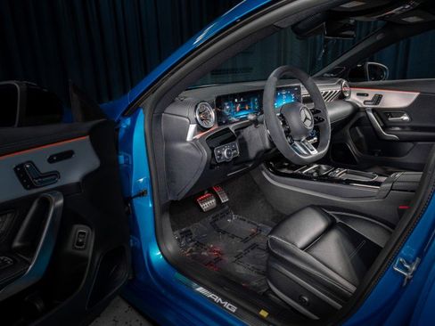 New 2025 Mercedes-Benz CLA 45 AMG 4MATIC image 10