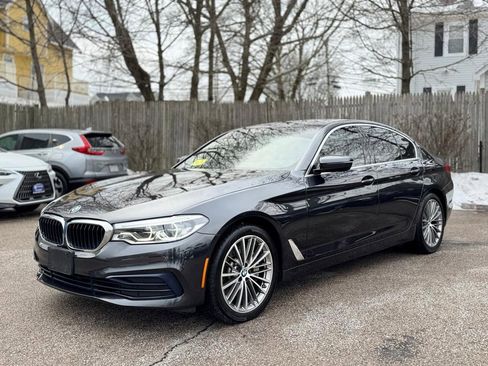 Used 2020 BMW 530i xDrive w/ Executive Package image 2