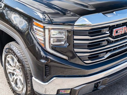 Used 2025 GMC Sierra 1500 SLT image 9