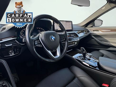 Used 2023 BMW 530e xDrive 530e iPerformance image 15