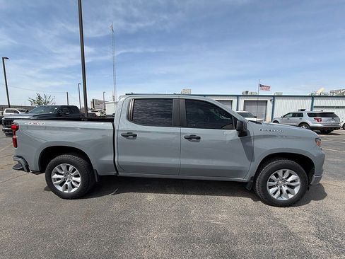 Used 2024 Chevrolet Silverado 1500 Custom image 8