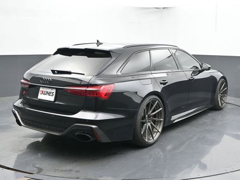 Used 2022 Audi RS 6 w/ Carbon Optic Package image 10