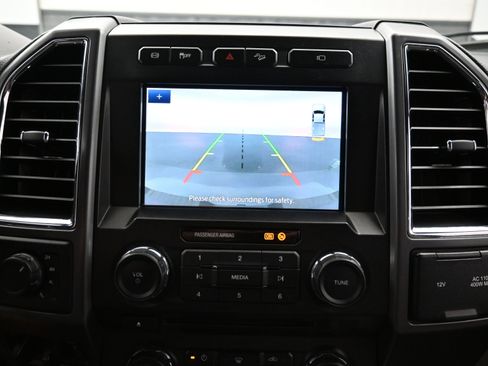 Used 2017 Ford F350 XLT w/ XLT Premium Package image 29