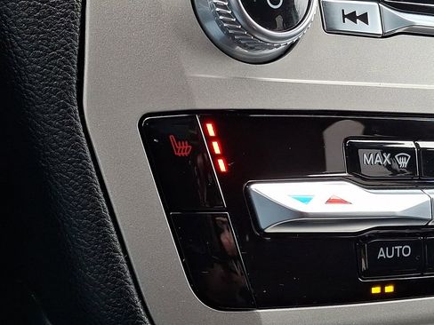 Certified 2022 Ford Explorer XLT image 23