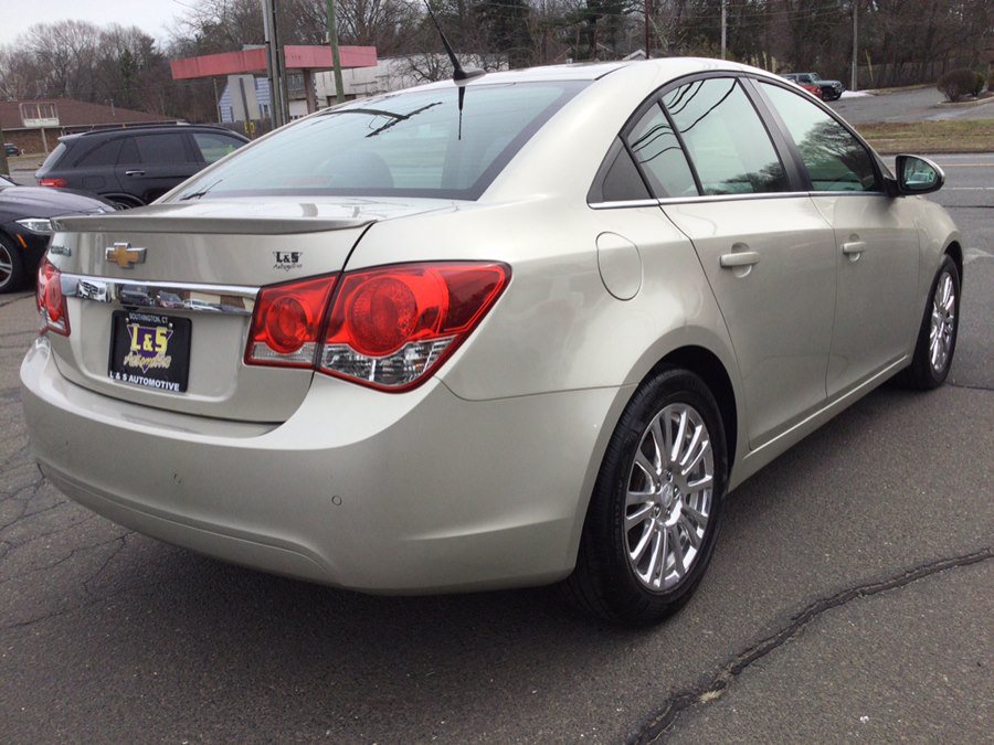 Used 2013 Chevrolet Cruze Eco w/ Enhanced Safety Package FWD image 8