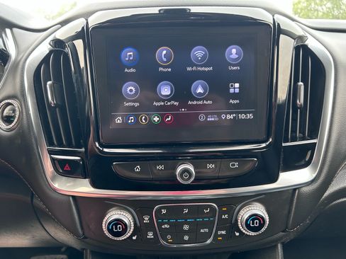 Used 2021 Chevrolet Traverse LT AWD/4WD image 25