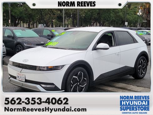 Certified 2024 Hyundai Ioniq 5 SE image 1