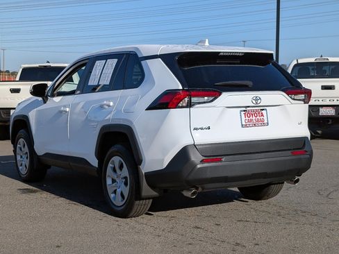 Used 2025 Toyota RAV4 LE image 12