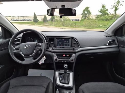 Used 2018 Hyundai Elantra SEL FWD image 35