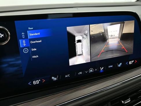 Used 2025 Chevrolet Tahoe Z71 image 33