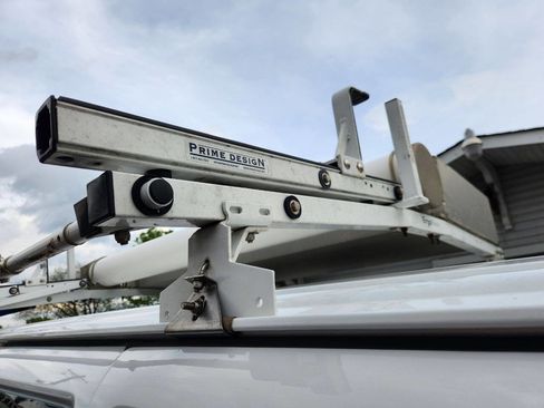 Used 2016 Chevrolet Express 3500 image 33