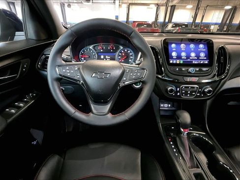 Used 2023 Chevrolet Equinox RS w/ RS Leather Package AWD/4WD image 18
