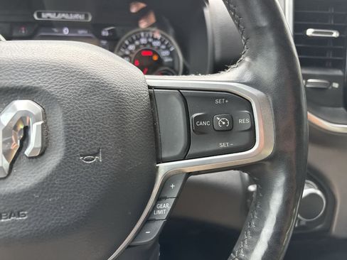 Used 2019 RAM 1500 Big Horn AWD/4WD image 11