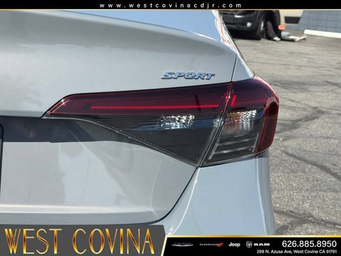 Used 2025 Honda Civic Sport image 15