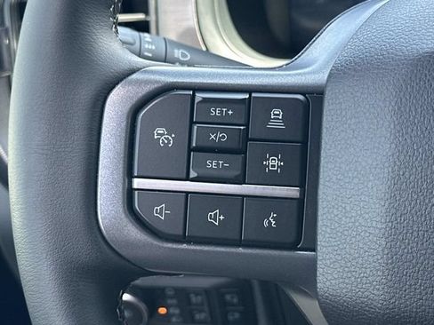 Used 2025 Ford F150 Lariat w/ Equipment Group 501A Mid AWD/4WD image 23