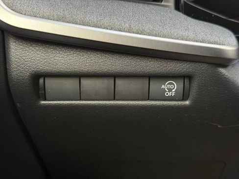 New 2026 Nissan Kicks S image 22