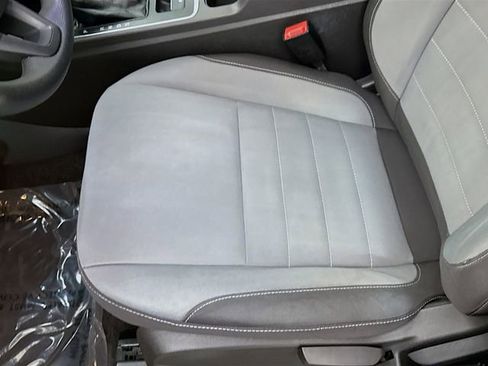 Used 2018 Ford Escape S image 18