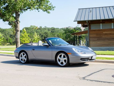 Used 2001 Porsche 911 Cabriolet image 1