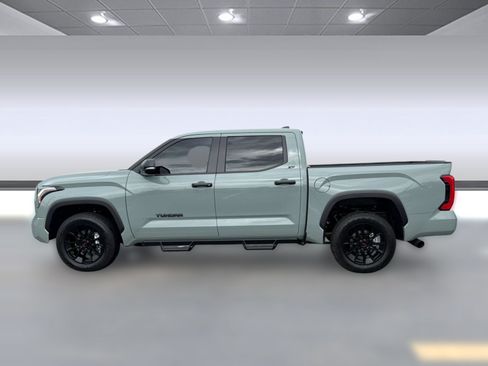 Used 2026 Toyota Tundra SR5 w/ SR5 Convenience Package AWD/4WD image 2