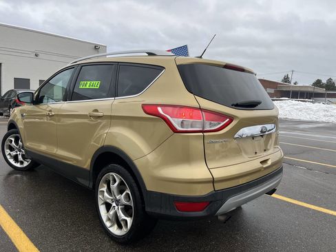 Used 2014 Ford Escape Titanium image 4