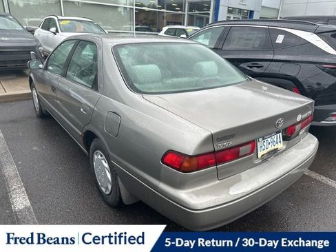 Used 1999 Toyota Camry FWD image 5
