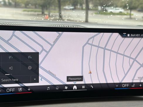 Certified 2025 BMW 430i w/ Premium Package image 25