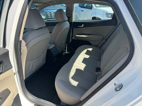 Used 2017 Kia Optima LX image 16