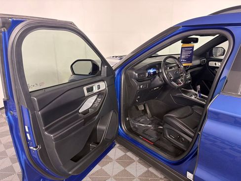 Used 2020 Ford Explorer ST w/ ST Street Pack AWD/4WD image 18