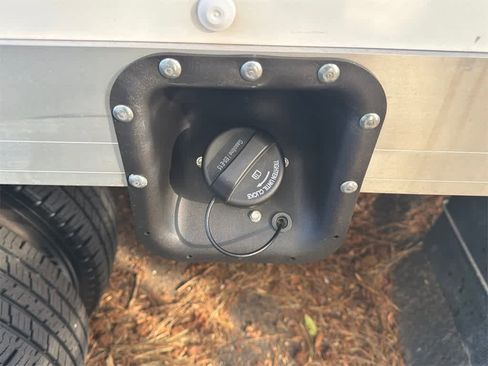 Used 2023 Ford E-450 and Econoline 450 Super Duty w/ Power Windows & Locks Group image 8