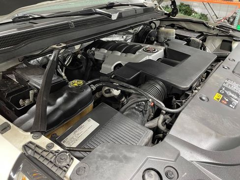 Used 2015 Cadillac Escalade Luxury AWD/4WD image 44