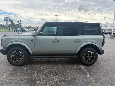 Used 2023 Ford Bronco Outer Banks AWD/4WD image 1