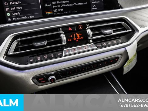 Used 2022 BMW X7 xDrive40i w/ M Sport Package image 43