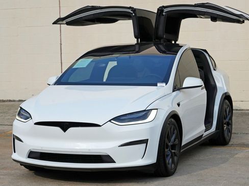 Used 2022 Tesla Model X AWD/4WD image 54