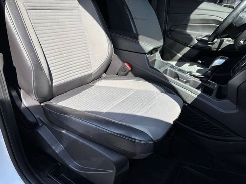 Used 2019 Ford Escape SE AWD/4WD image 24