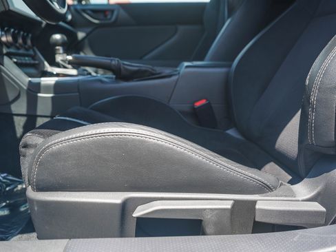 Certified 2025 Toyota GR86 Premium w/ ALL Weather Mat Package (TMS) RWD image 19