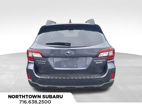 Used 2017 Subaru Outback 2.5i Limited AWD/4WD image 5