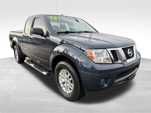 Used 2016 Nissan Frontier SV RWD image 1
