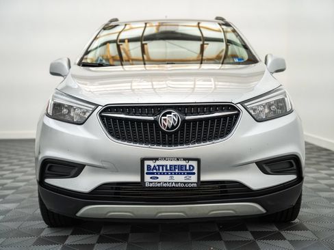 Used 2022 Buick Encore Preferred w/ Safety Package AWD/4WD image 2