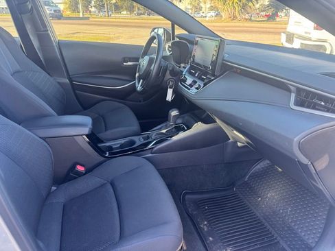 Used 2022 Toyota Corolla SE image 11
