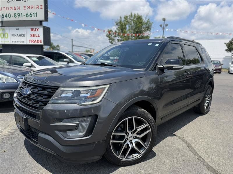 Used 2017 Ford Explorer Sport w/ Equipment Group 401A AWD/4WD image 2