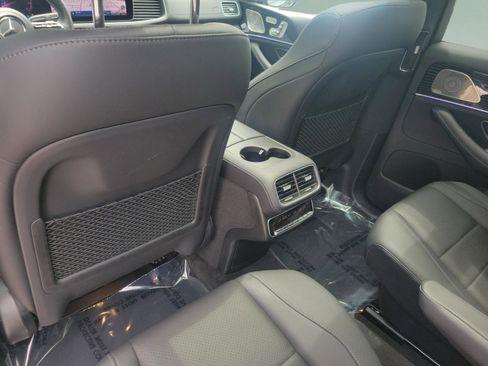 Certified 2024 Mercedes-Benz GLS 450 4MATIC image 11