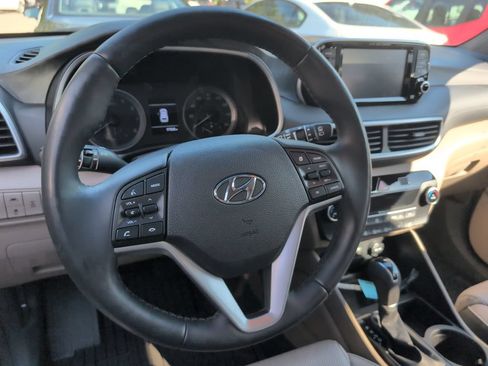 Used 2021 Hyundai Tucson Limited AWD/4WD image 11