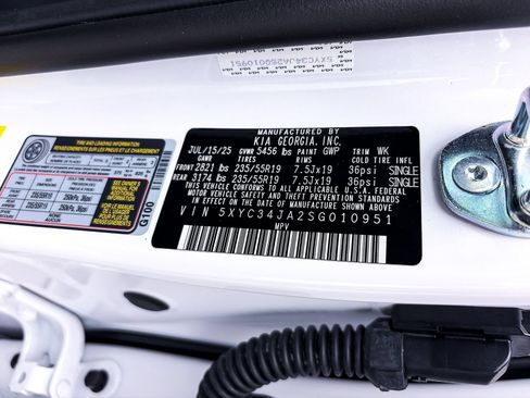 Used 2025 Kia EV6 Wind RWD image 39