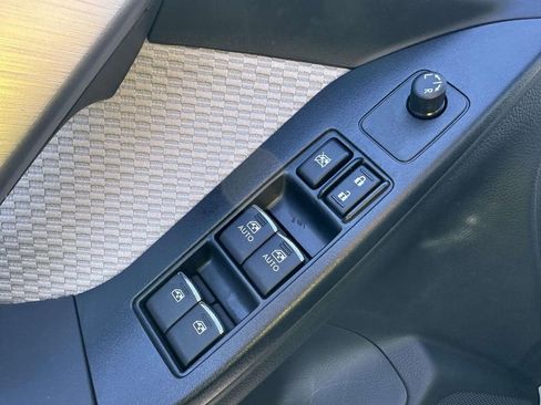 Used 2018 Subaru Forester 2.5i w/ Alloy Wheel Package image 31