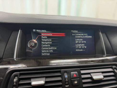 Used 2015 BMW 528i Sedan RWD image 29