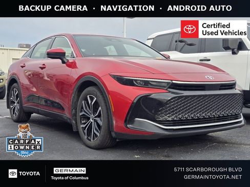 Used 2023 Toyota Crown XLE image 1