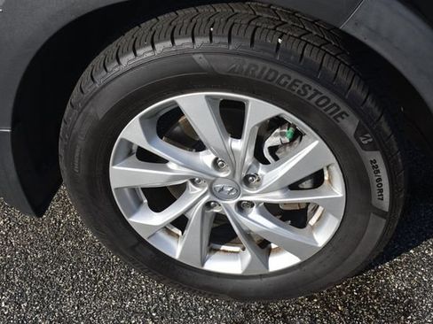 Used 2021 Hyundai Tucson Value w/ Cargo Package AWD/4WD image 12