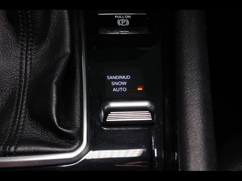 Certified 2023 Jeep Compass Limited AWD/4WD image 13